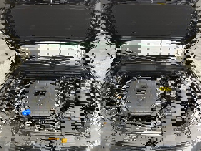 Vehicle image 10 of 34