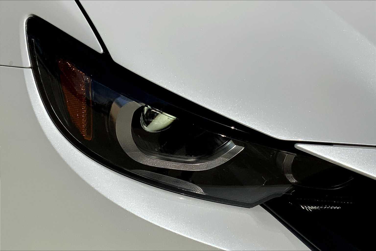 2025 Mazda CX-50 2.5 S Select Package Image 16 of 20