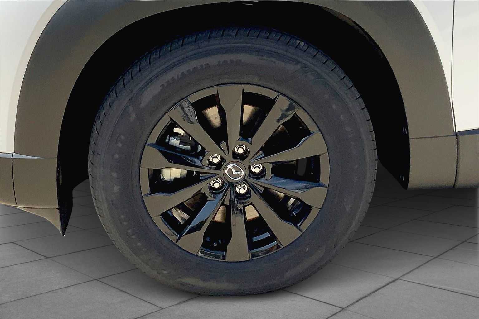 2025 Mazda CX-50 2.5 S Select Package Image 6 of 20