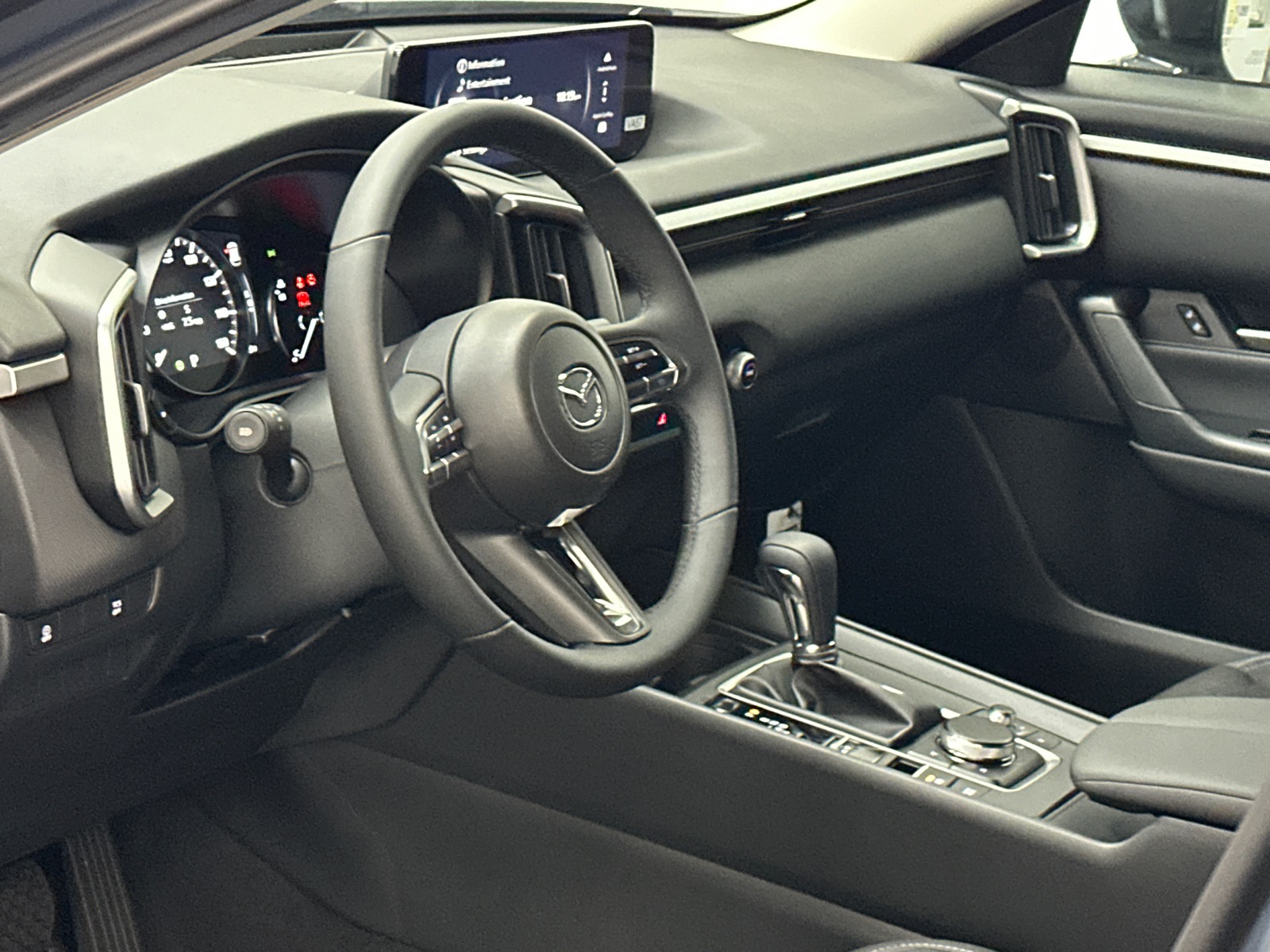 2025 Mazda CX-50 2.5 S Select Package Image 14 of 35