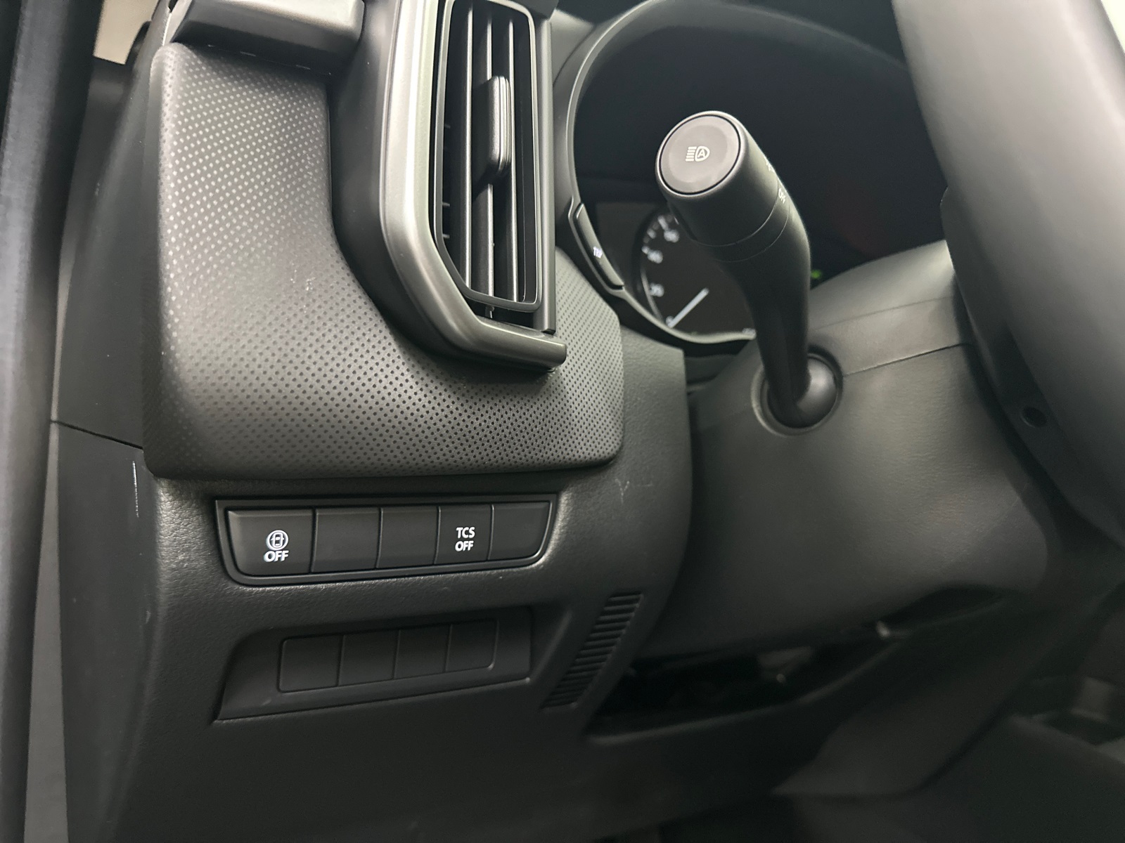 2025 Mazda CX-50 2.5 S Select Package Image 33 of 33