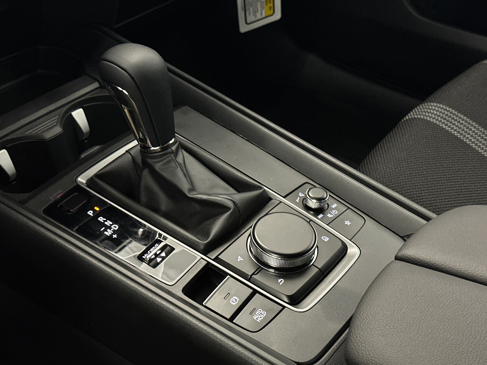 2025 Mazda CX-50 2.5 S Select Package Image 22 of 33