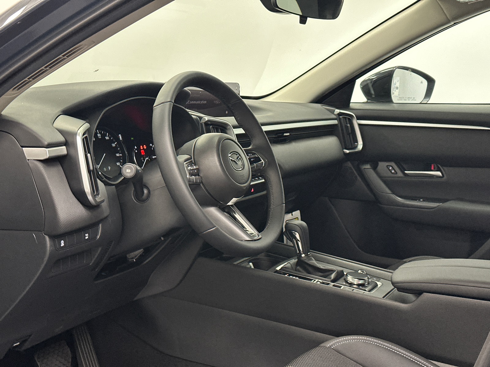 2025 Mazda CX-50 2.5 S Select Package Image 13 of 33