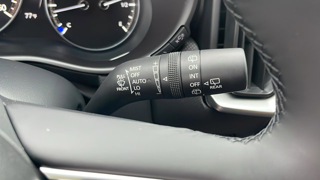 Vehicle image 25 of 37