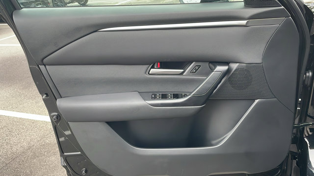 Vehicle image 20 of 37