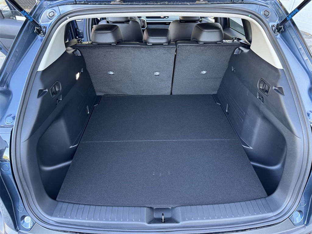 Vehicle image 16 of 34