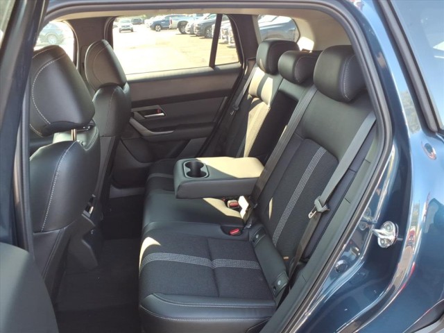 2025 Mazda CX-50 2.5 S Select Package Image 12 of 28