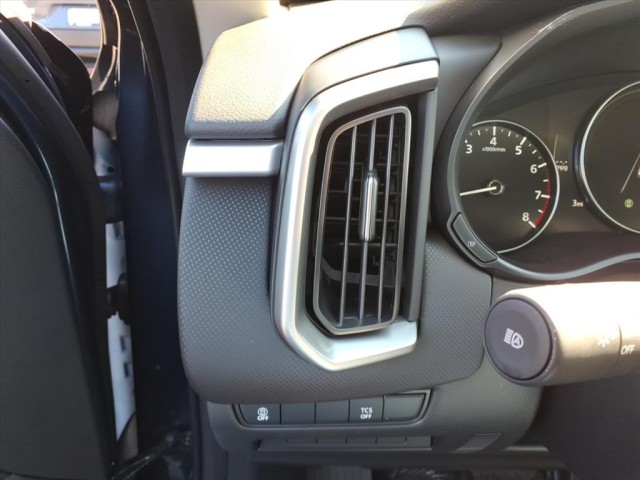 2025 Mazda CX-50 2.5 S Select Package Image 19 of 28