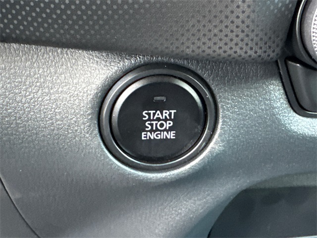 2025 Mazda CX-50 2.5 S Select Package Image 27 of 39