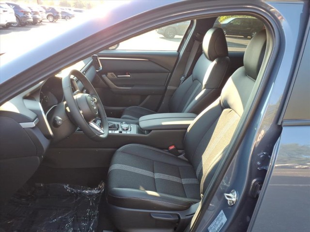 2025 Mazda CX-50 2.5 S Select Package Image 12 of 30