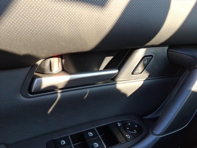 2025 Mazda CX-50 2.5 S Select Package Image 22 of 30