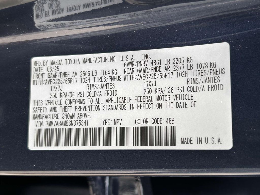 Vehicle image 28 of 30
