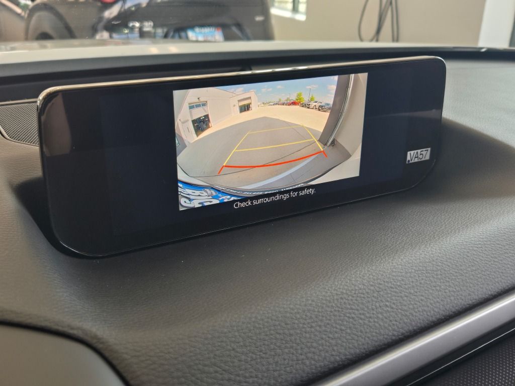 2025 Mazda CX-50 2.5 S Select Package Image 16 of 27