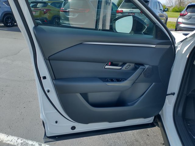 Vehicle image 11 of 20