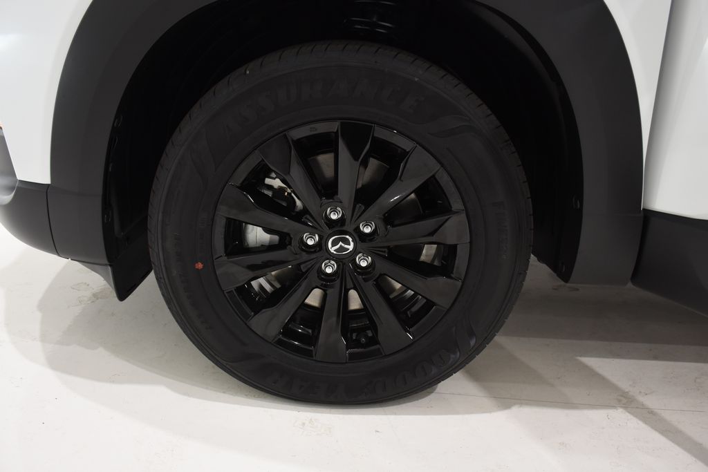 Vehicle image 7 of 26
