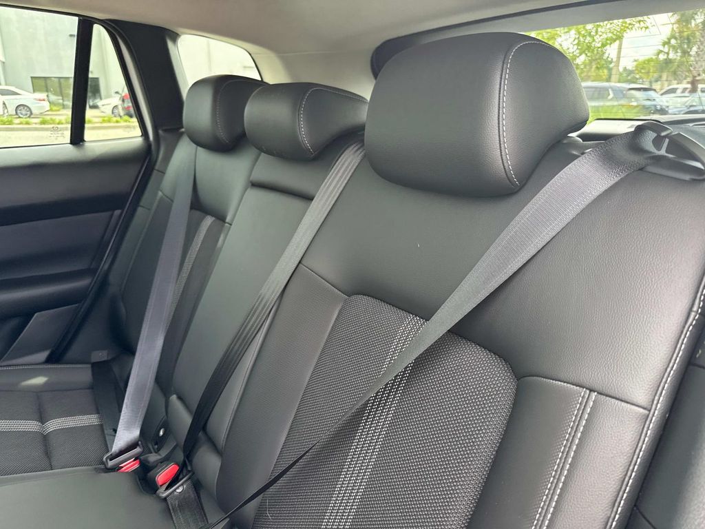 2025 Mazda CX-50 2.5 S Select Package Image 10 of 42