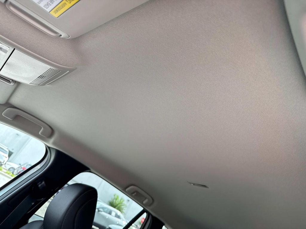 2025 Mazda CX-50 2.5 S Select Package Image 30 of 42