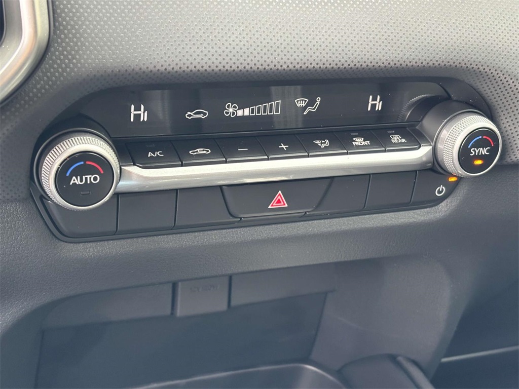 Vehicle image 20 of 29