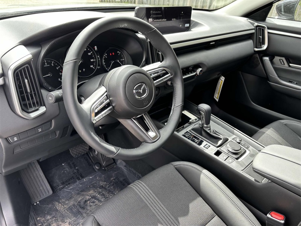 Vehicle image 11 of 29
