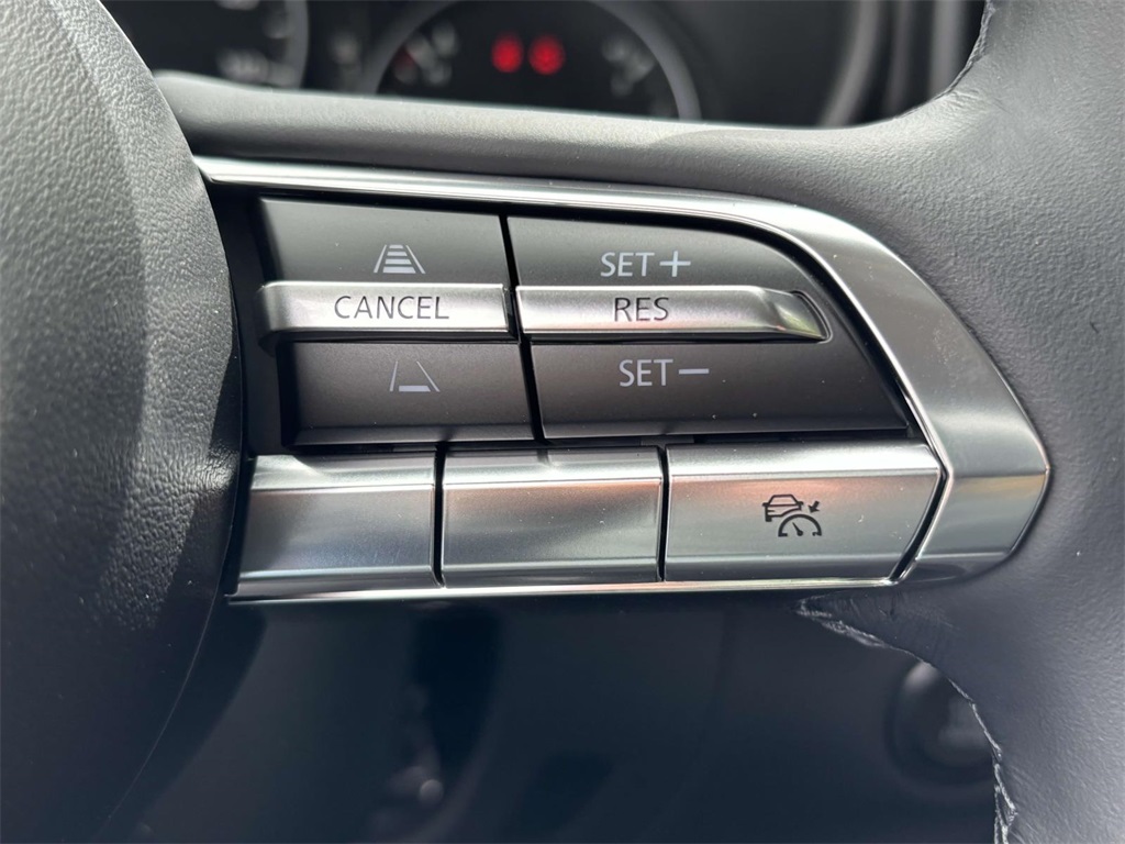 Vehicle image 16 of 29