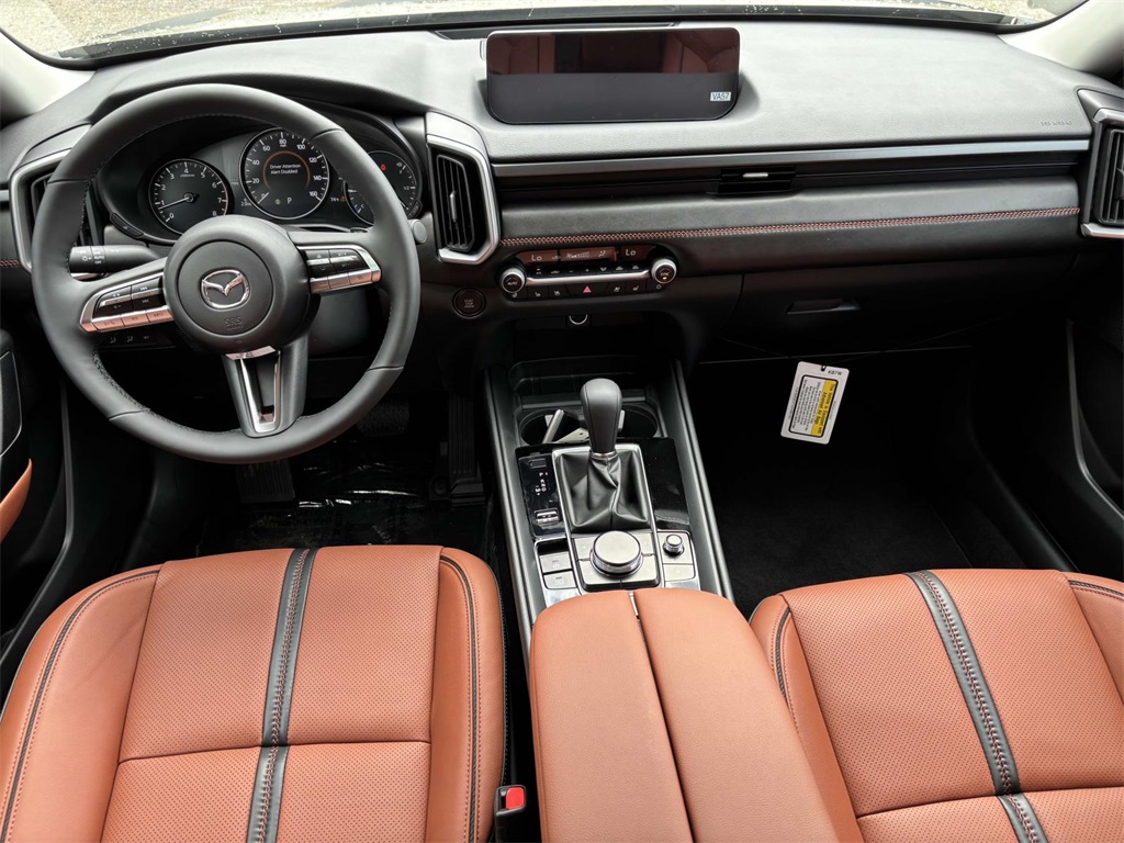Vehicle image 14 of 33
