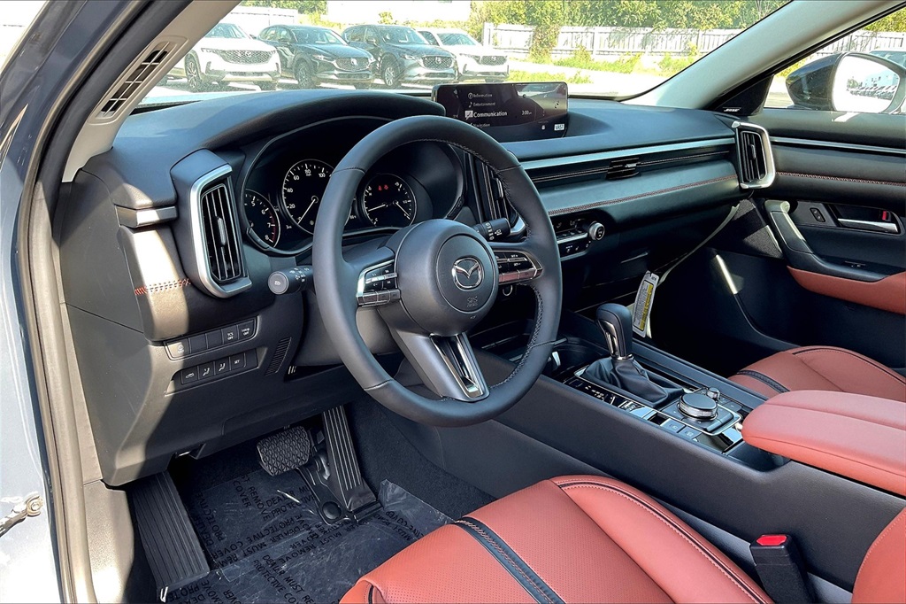 2025 Mazda CX-50 2.5 Turbo Meridian Edition Image 8 of 14