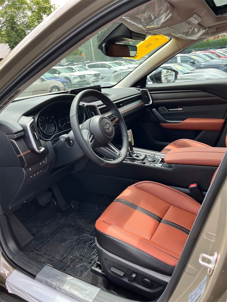 Vehicle image 11 of 19
