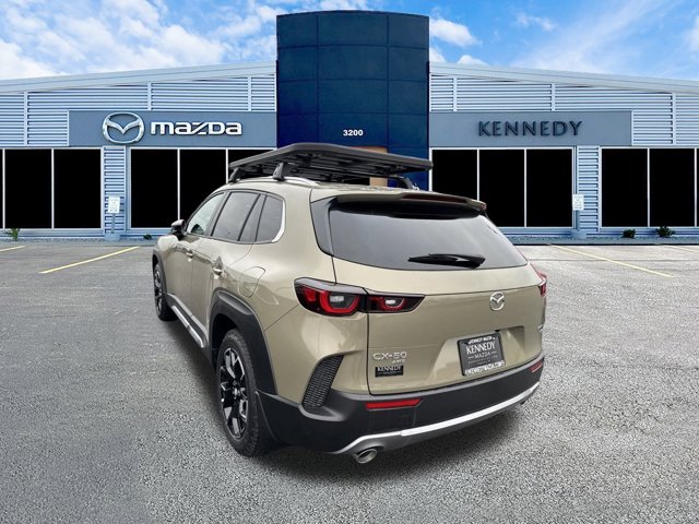 Vehicle image 7 of 12