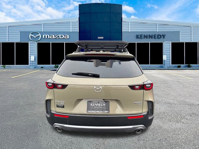 Vehicle image 8 of 12