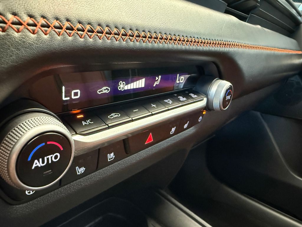 2025 Mazda CX-50 2.5 Turbo Meridian Edition Image 30 of 33