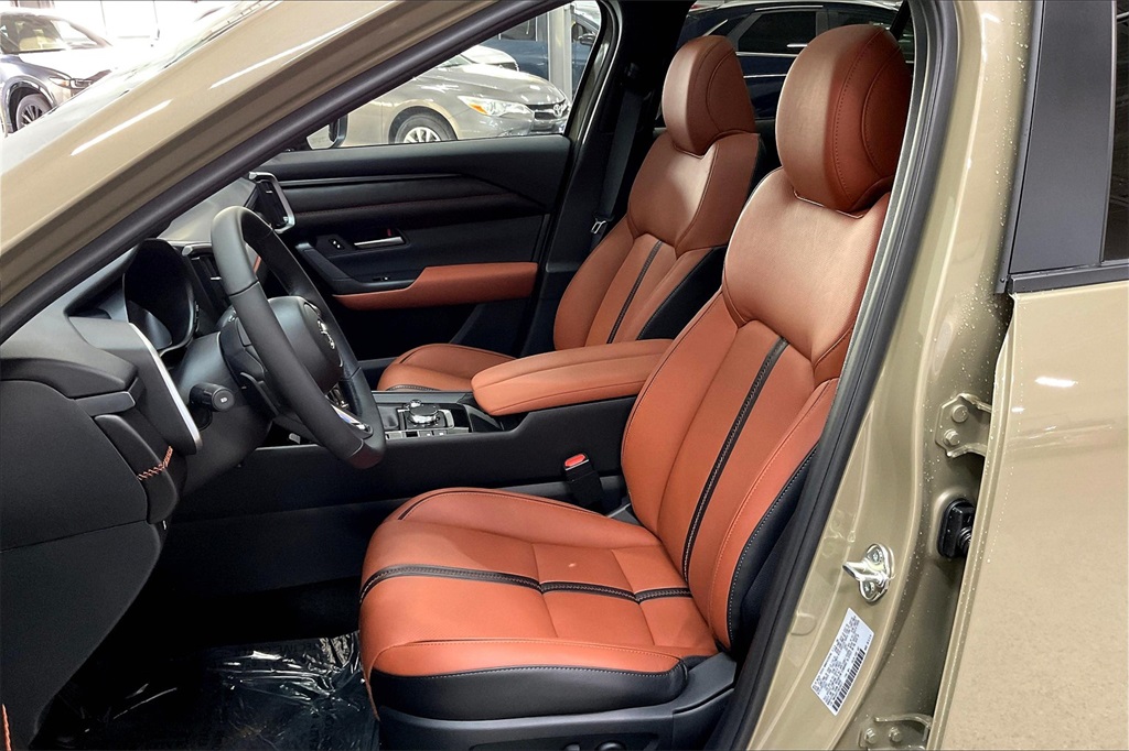 2025 Mazda CX-50 2.5 Turbo Meridian Edition Image 8 of 12