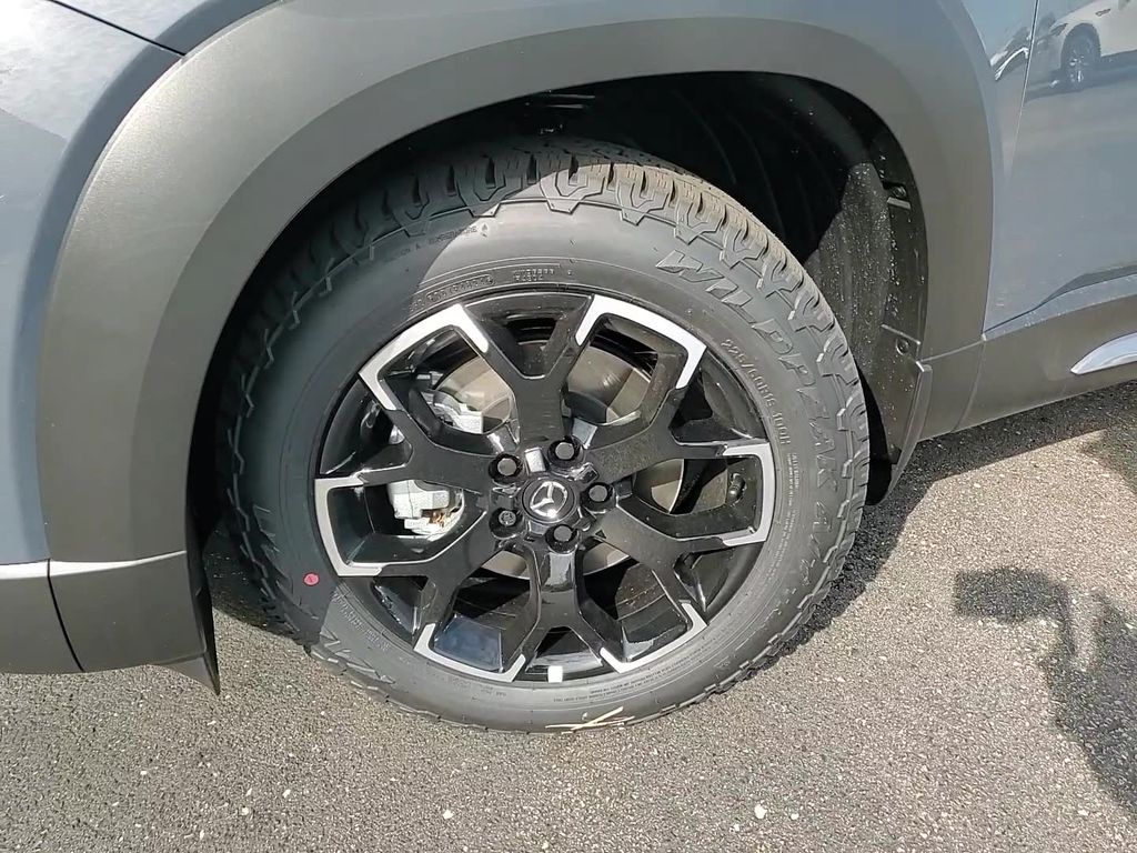 2025 Mazda CX-50 2.5 Turbo Meridian Edition Image 11 of 24