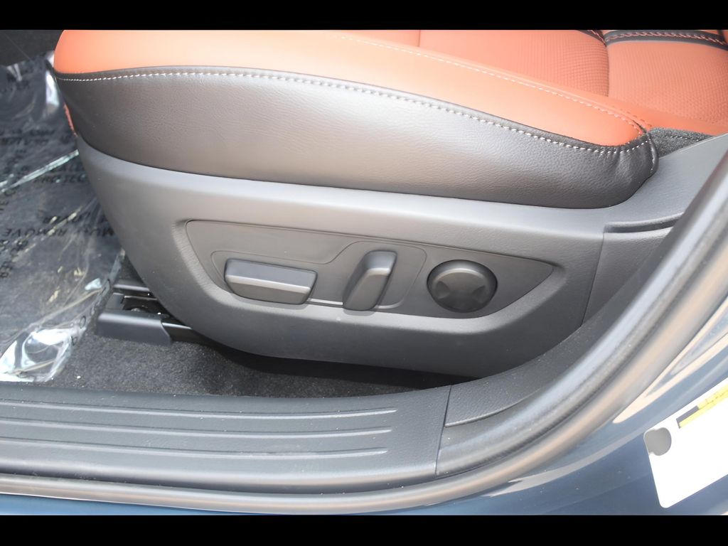 Vehicle image 20 of 20