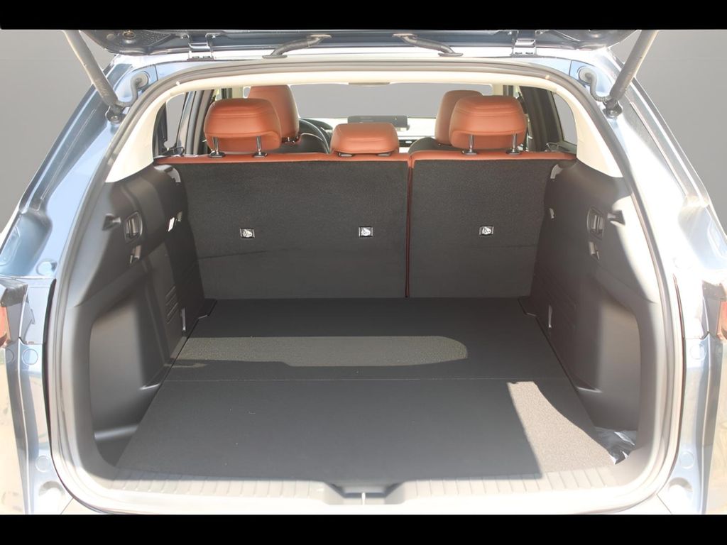 Vehicle image 10 of 20