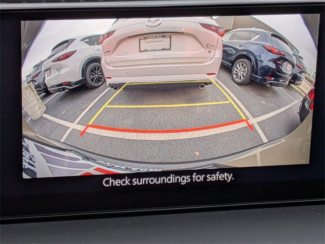 Vehicle image 11 of 30