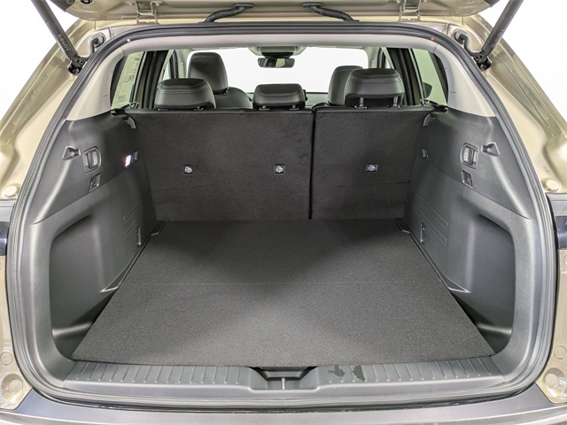 Vehicle image 28 of 30