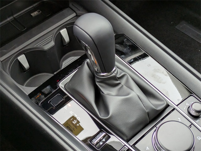 Vehicle image 15 of 30