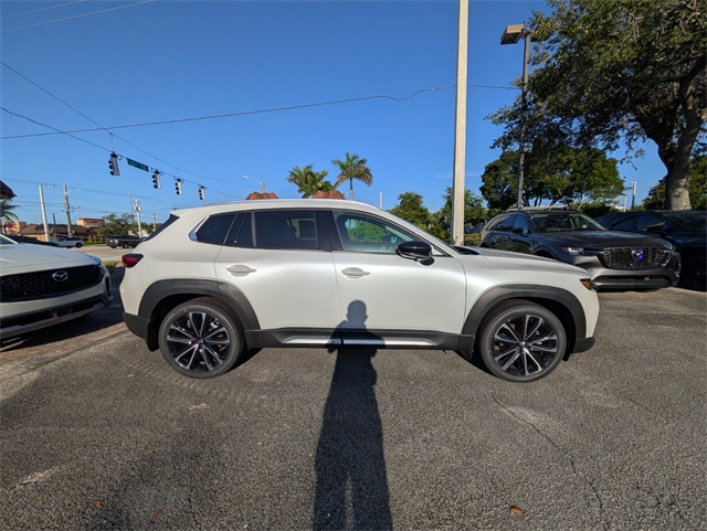 Vehicle image 5 of 12