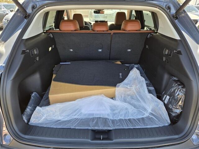 Vehicle image 13 of 30