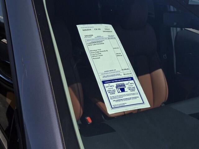Vehicle image 27 of 30