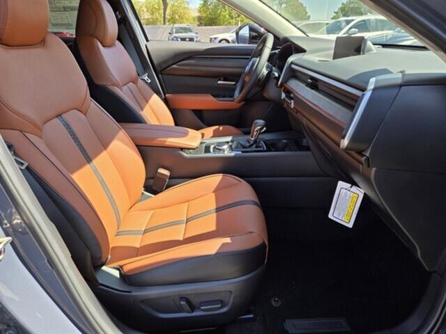 Vehicle image 16 of 30