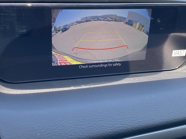 Vehicle image 17 of 18