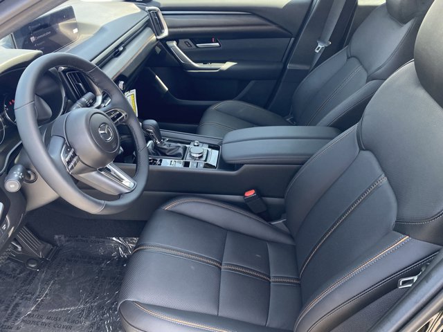 Vehicle image 11 of 18