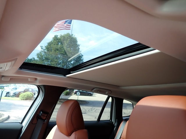 Vehicle image 19 of 20
