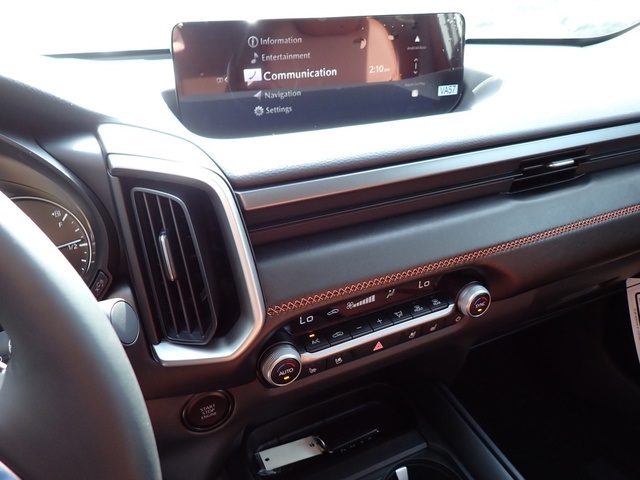 Vehicle image 14 of 20