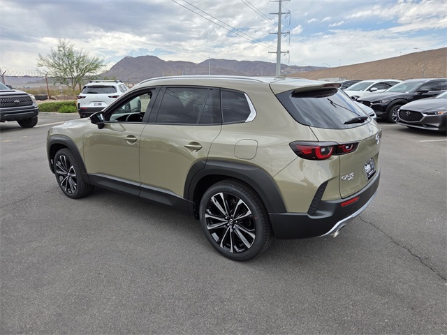 Vehicle image 4 of 14
