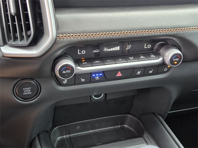 Vehicle image 14 of 14