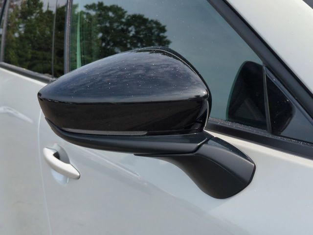 2025 Mazda CX-50 2.5 Turbo Premium Package Image 26 of 28