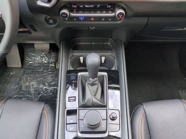 2025 Mazda CX-50 2.5 Turbo Premium Package Image 18 of 28