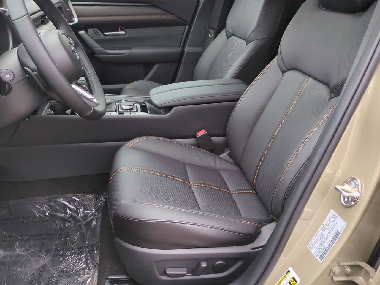 Vehicle image 13 of 34
